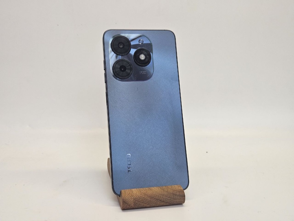 Мобильный телефон Tecno Spark Go 2024 (4/128 Гб)