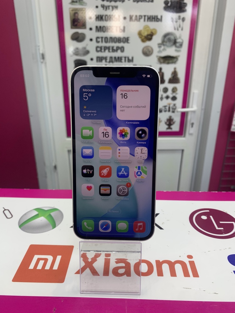 Смартфон iPhone 12 64 Gb