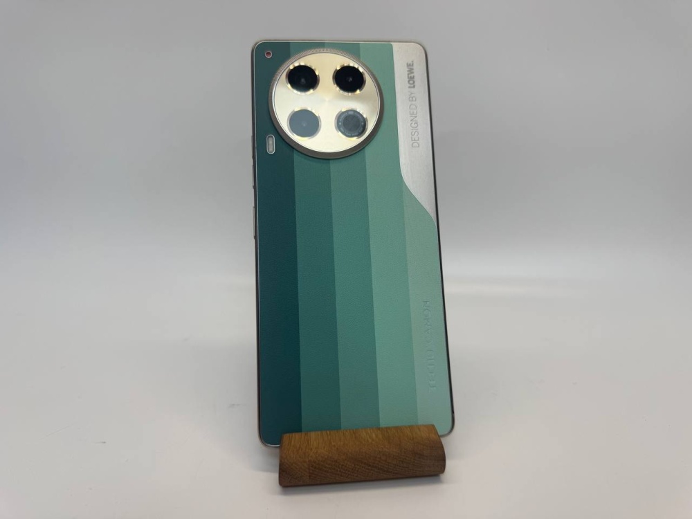 Мобильный телефон Tecno Camon 30 8/256Gb