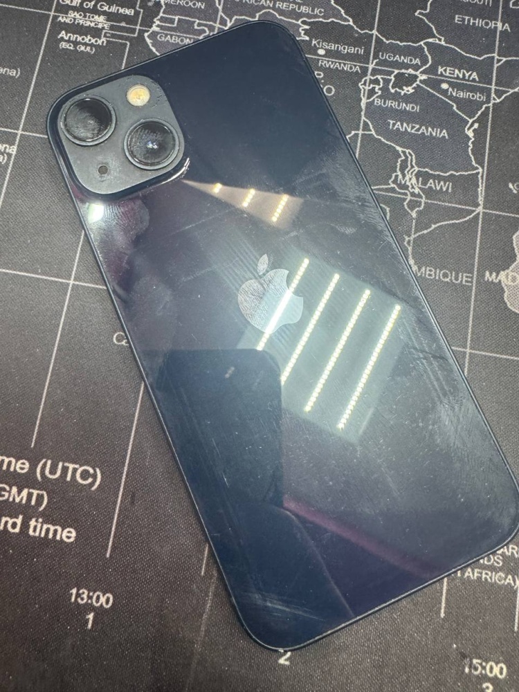 Смартфон iPhone 13 256 Gb